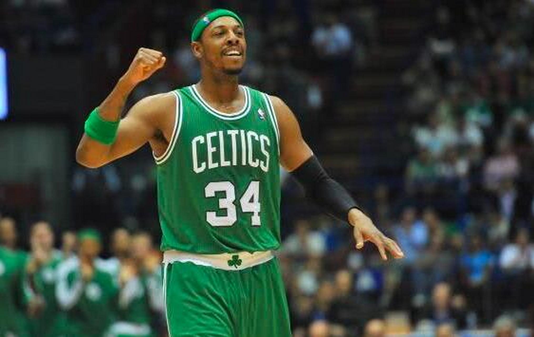 NBA球员交易动态及球队影响（NBA交易观察：球员流动与球队格局变化）