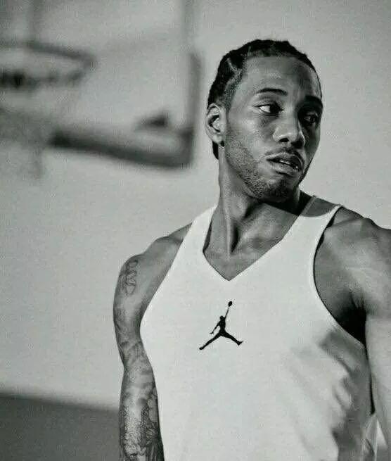 维尼修斯：友谊赛能帮巴西积累经验；我们都很喜欢和安帅共事（维尼修斯称热身赛助巴西增长阅历：全队都乐于与安帅共事）