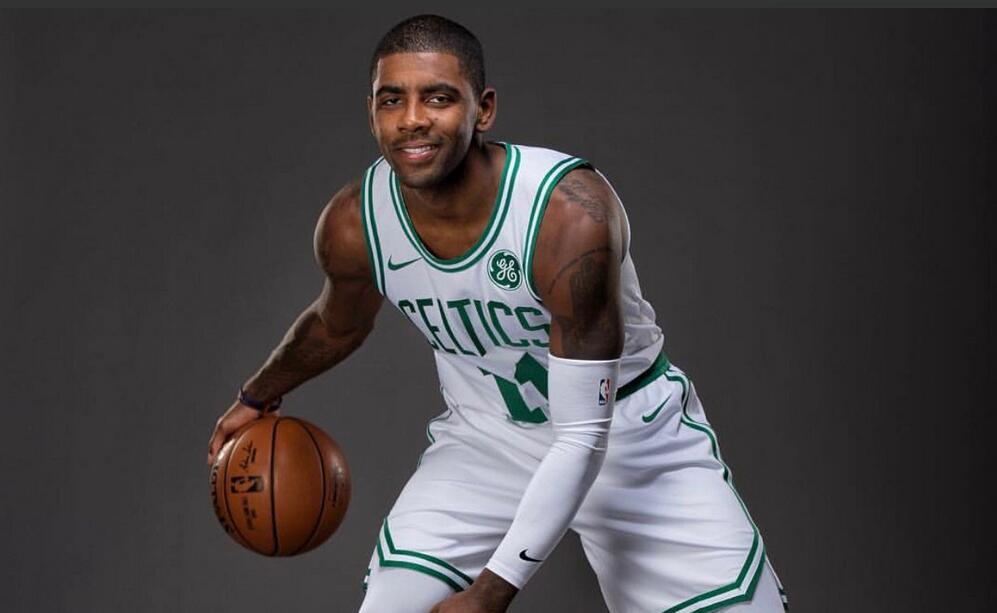 半场战报：博洛尼亚1-2克雷莫内塞，奥尔索利尼点射，瓦尔迪、帕耶罗破门（半场综述：博洛尼亚1-2落后克雷莫内塞，奥尔索利尼点球命中，瓦尔迪、帕耶罗建功）