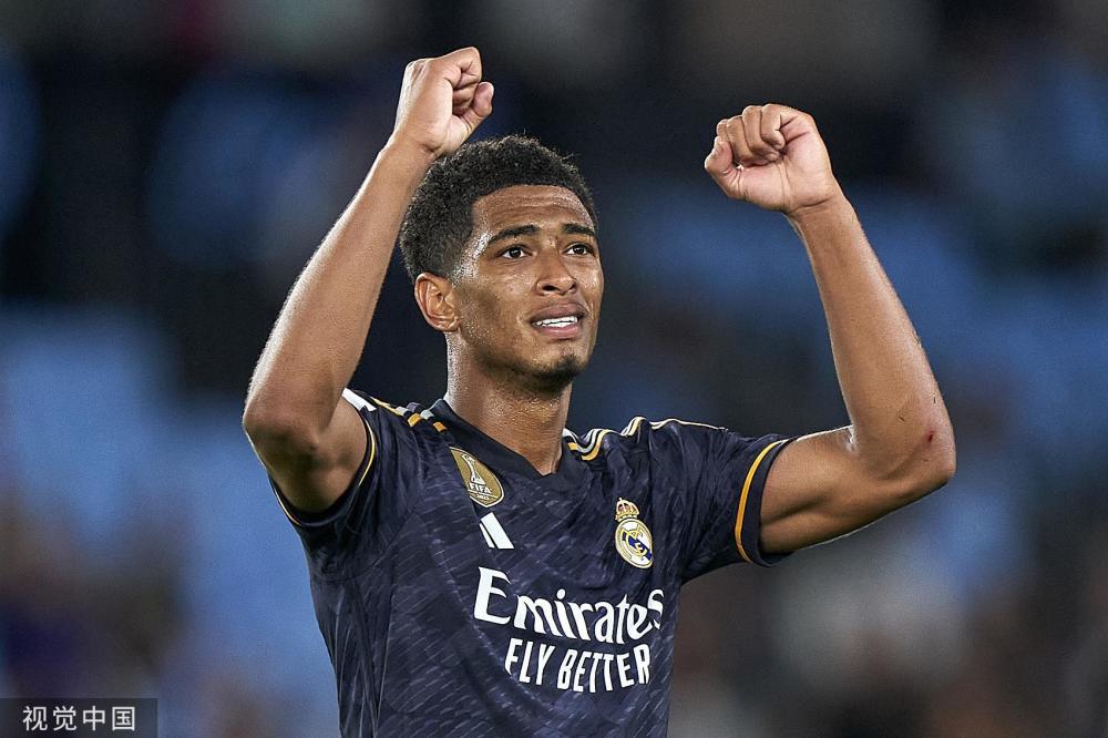 踢球者：拜仁将加速于帕续约谈判，目前的问题是新合同的条款（踢球者：拜仁拟加速与于帕续约，分歧集中在新合同条款）