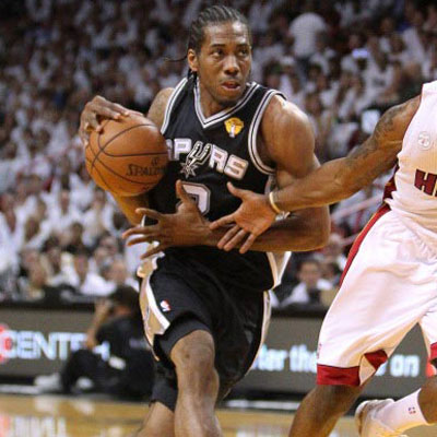 17岁290天，卡尔成为欧冠历史连续3场进球最年轻的球员（17岁290天！卡尔成欧冠史上最年轻的连续三场进球者）