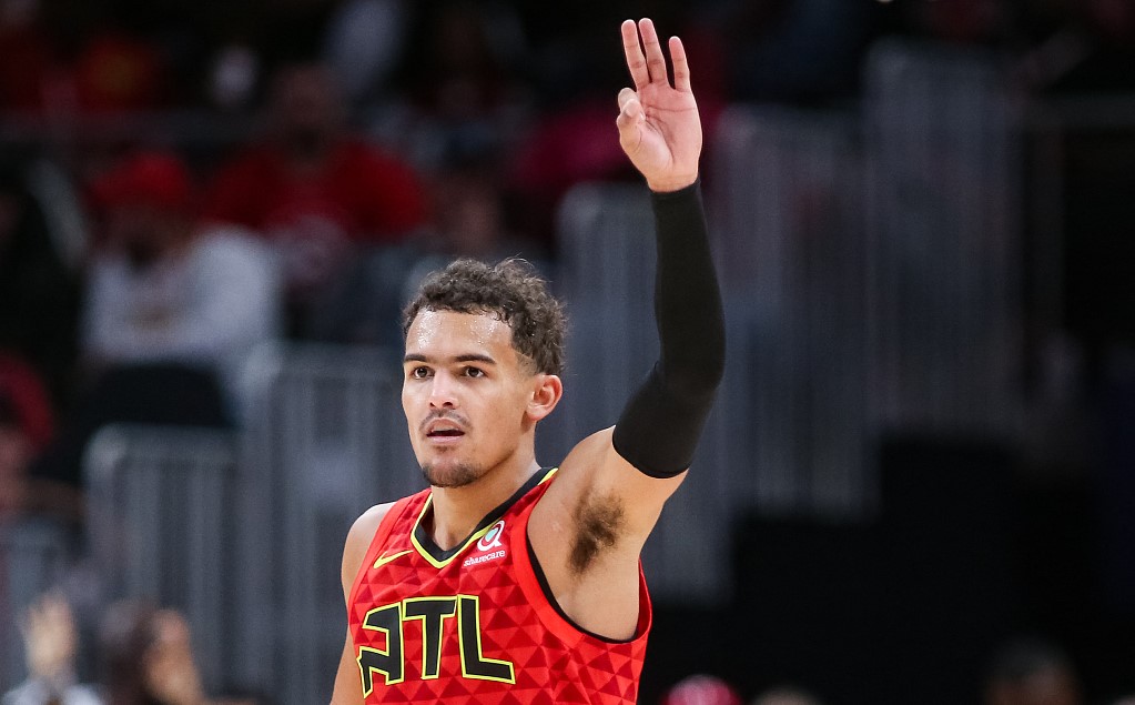 重返诺坎普首战，45157人现场观看巴萨vs毕尔巴鄂竞技（诺坎普回归首战，45157名球迷见证巴萨对阵毕尔巴鄂竞技）