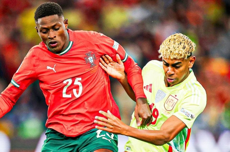 斯帕莱蒂：戴维需要连续踢五场？难道我也得带皇马巴萨五场？（斯帕莱蒂反问：戴维必须连战五场？难道还要我连续执教皇马和巴萨五场？）