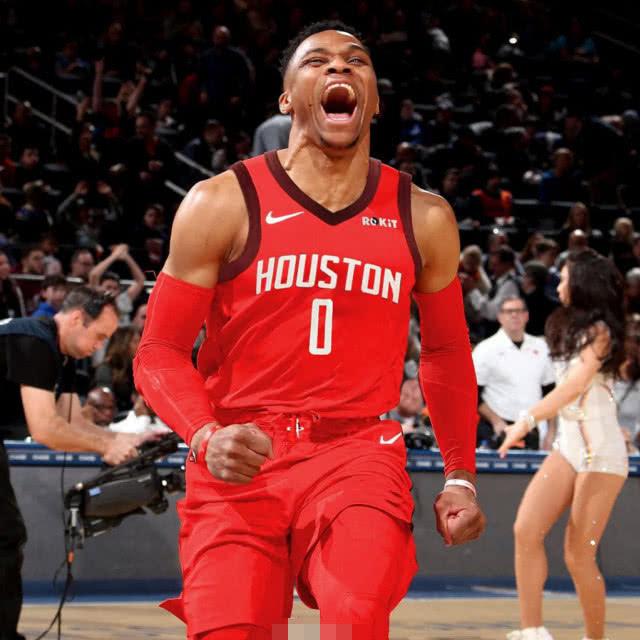 利物浦萨拉赫末节进球锁定胜利（萨拉赫终场前破门，利物浦锁定胜局）