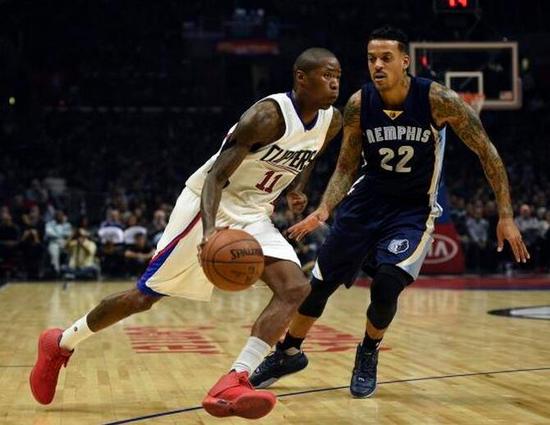 于球队进攻 于球队进攻